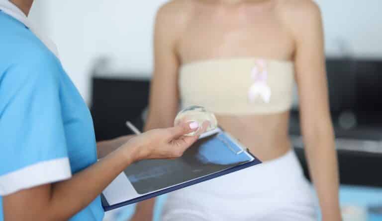 How to Choose the Right Breast Reconstruction Procedure for You